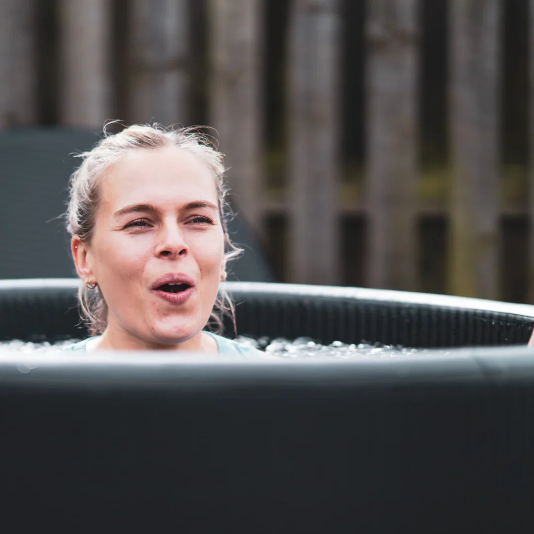 The Science Behind Cold Water Therapy: How Ice Baths Strengthen Your Body and Mind